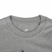Nike 男式 AS U NSW TEE M90 OC VNTG 短袖 T 恤，针织圆领，THQ9274-063 - 黑色 - 查看 3