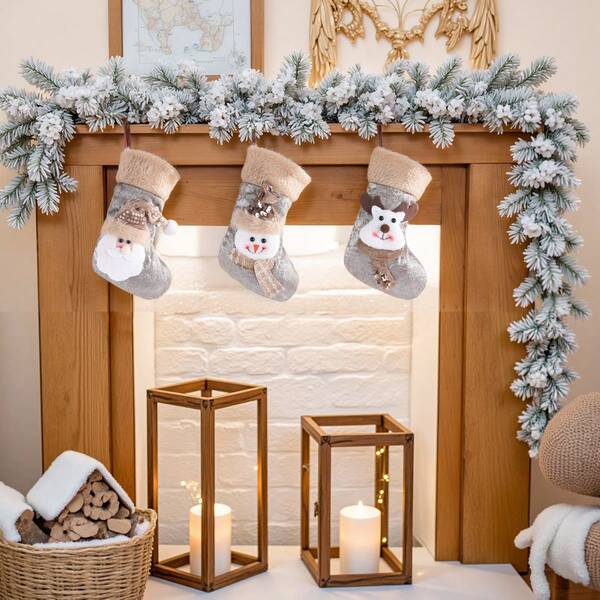1/3 Stücke Klassisches Weihnachtsstrumpf Dekorations-Set, beinhaltet Weihnachtsmann, Schneemann und Rentier, Polyester Feiertags-Kamin-Hängedekoration, geeignet für Familienzusammenkünfte, Feiertags-Heimdekoration, ohne Federn, Weihnachts- und allgemeines Feiertags-Thema