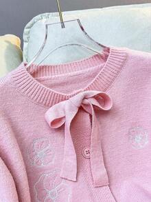 JIANHU Bộ đồ dệt kim màu hồng pastel - Áo khoác cardigan và chân váy ngắn mùa xuân/hè, trang trí bằng thêu trắng và điểm nhấn vàng | Thích hợp cho các buổi ăn trưa và tiệc ngoài trời | Ấm áp và đa năng, cũng thích hợp cho các bữa tiệc Giáng sinh, năm mới và mặc hàng ngày. - Hồng - Xem 4