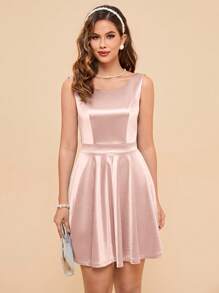 Elegant Sleeveless Round Neck Satin Mini Cocktail Dress With Backless Bow Detail - Baby Pink - View 4
