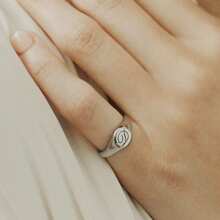 1枚个性化姓名戒指，女士金色字母印章戒指，定制手工珠宝礼品，送给妈妈的礼物，送给她的结婚礼物，定制戒指