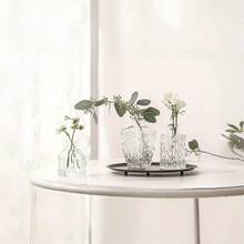 24个复古迷你花瓶，款式多样，精致小巧，适合桌面装饰，透明花盆，雕工精美，是乡村婚礼、派对、餐桌装饰、家居装饰、花瓶、桌面摆件、生日毕业礼物、房间装饰玻璃花瓶的理想之选。 - 彩色 - 查看 5