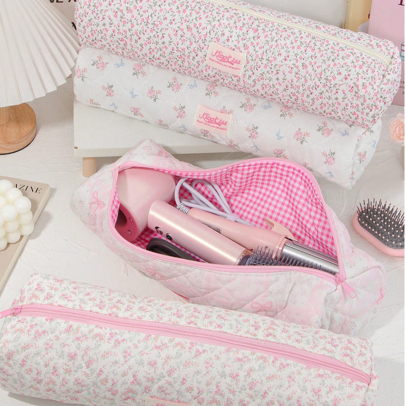 1Pc Of Floral & Bow Pattern Hair Dryer Storage Bag, Hair Curler Storage Bag, Travel Portable Hair Dryer Storage Bag, Travel Portable Multi-Functional Cosmetic Bag, Makeup Storage Travel Toiletries Bag Handbag Dustproof Protective Cover Can Store Hair Dryers, Curling Irons, Hair Straighteners, Hairpins, Combs, Cruise Vacation Necessities, Wedding Bridesmaid Gifts, Holiday Gifts