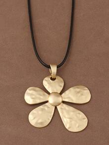 1 Piece Large Hammered Flower Pendant Wax Rope Necklace, Big Flower Charm Pendants Necklaces Suitable For Women's Daily Wear 28" Long - Multicolor - View 2