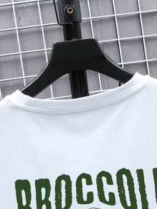 YUNCHIC - قميص كاجوال مريح للرجال، قميص صيفي متعدد الاستخدامات، مناسب للارتداء في الأماكن الداخلية والخارجية، طباعة كرتونية مبتكرة للخضروات والأزهار - أبيض - مشاهدة 3