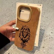 Funda premium de piel sintética mate con un llamativo diseño de león. Resistente a golpes y caídas. Compatible con varios modelos, incluyendo las series 16, 15, 14 y 13. - Marrón - Ver 3