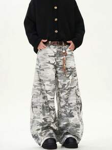 1 件复古美国高街工装裤，男士迷彩拼布休闲宽松阔腿牛仔裤