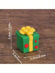1 Set Or 1 Piece Christmas Teddy Bear Cake Decoration, Christmas Red Sweater Green Shirt Teddy Bear Ornament, Red And Green Striped Arch Gift Box Cake Decoration, Suitable For Baptism Birthday Cake Decoration, Christmas Theme Cake Decoration (Please Use With Tray Or Tube) - Multicolor - View 12