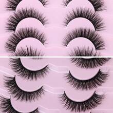 Wispy Cat Eye Lashes Natural Look 15mm False Eyelashes Fluffy Mink Fake Lashes That Look Like Extensions Lash Strips
