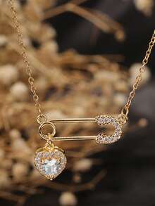 1 件时尚别针心形锆石项链，不锈钢链配铜吊坠，镶嵌优质方晶锆石，适合女性的礼物，日常佩戴 - 別針 - 查看 7