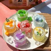 1个可爱草莓奶昔蛋糕饮料奶茶杯 5.5厘米 仿甜点湿杯 - 彩色 - 查看 2