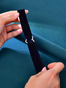 1 peça de nova moda para festa, cinta-liga, alça de perna flocada preta, adequada para Halloween, acessórios para fantasias de Natal