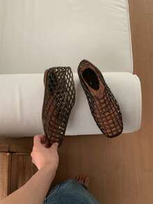 XIXITIAO 1 双镂空网格果冻凉鞋，舒适包头平底鞋，透气网眼果冻一脚蹬凉鞋，防滑软底适合户外、度假穿着、夏季 - 黑色 - 查看 3