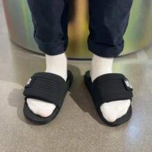 Nike Sandalias de exterior con  Offcourt Slide para hombre - Negro - Ver 9