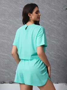 Set de 2 piezas de Conjunto de ropa de estar en casa de top de manga corta de unicolor y shorts anchos de pierna ancha de verano para mujer, conjunto de 2 piezas - Verde - Ver 2