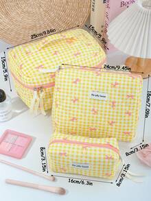 1 Pc/Set Cute Grid Pattern Cosmetics Storage Bag Foam Quilted Make Up Bag Pink Bow Print Travel Toiletry Bag Cute Yellow Cosmetics Storage Bag Large Capacity Makeup Pouch Lovely Grid Print Home Items Organizer Bag Multi-Functional Handheld Make Up Bag Zippered Pencil Case Classic Grid Print Jewelry Organizer Bag,
