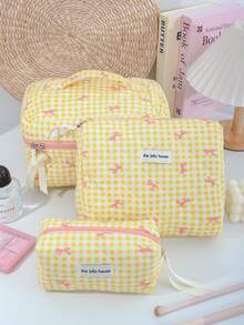 1 Pc/Set Cute Grid Pattern Cosmetics Storage Bag Foam Quilted Make Up Bag Pink Bow Print Travel Toiletry Bag Cute Yellow Cosmetics Storage Bag Large Capacity Makeup Pouch Lovely Grid Print Home Items Organizer Bag Multi-Functional Handheld Make Up Bag Zippered Pencil Case Classic Grid Print Jewelry Organizer Bag,