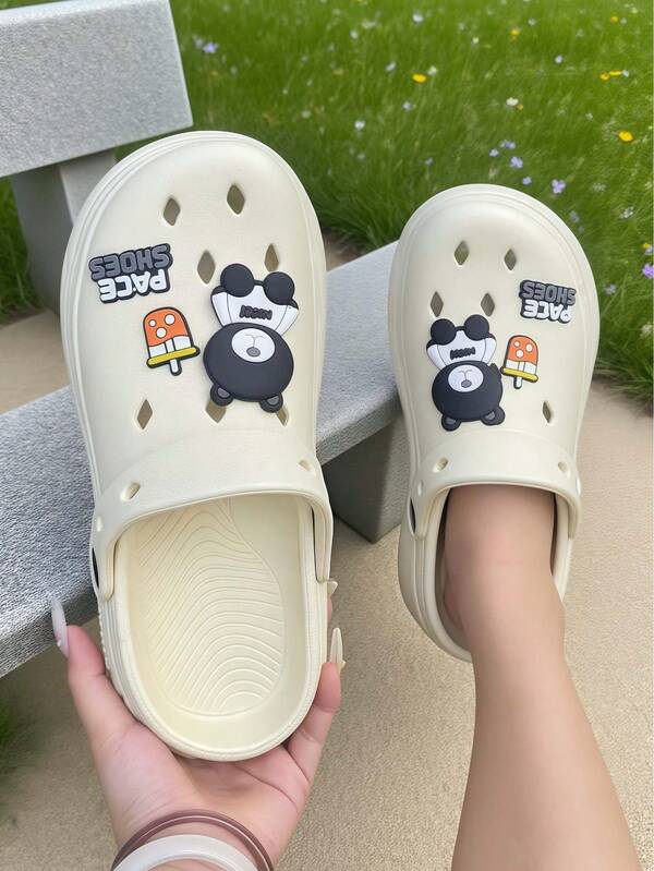 Sandal Wanita Berongga Musim ke-4, Bahan EVA Bernapas, Ringan, Lembut, dan Elastis, Anti Selip untuk Kamar Mandi, Ringan, Lembut, dan Nyaman, Meningkatkan Kenyamanan Telapak Kaki, Dekorasi Kartun DIY yang Modis, Sandal dan Selop Berongga Unisex