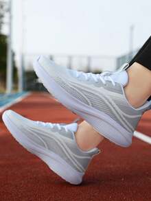 1 Pair Women's Soft Sole Casual Running Shoes, White Mesh Lace-Up Low-Top Outdoor Shock-Absorbing Sports Sneakers, Spring/Autumn 2025 New Solid Color Road Running Shoes