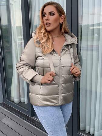 Astrid 大码女式纯色插肩袖拉链前抽绳连帽休闲冬季夹克