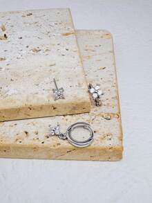 三件套可叠戴耳环套装，精致小巧，适合多个耳洞佩戴，可爱立方氧化锆花朵耳钉，银色，轻盈低敏，女士/女孩耳骨耳环 - Silver-5# - 查看 3