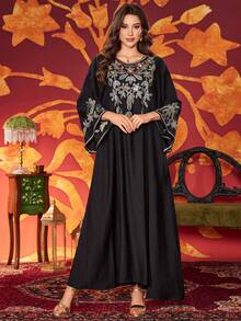 女士圆领优雅刺绣串珠花卉贴花连衣裙，优雅的阿拉伯风格 - 黑色 - 查看 4