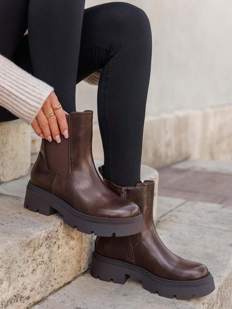 Bottines Chelsea Femme Semelle Crantée – Élégance Urbaine - Brown - View 1