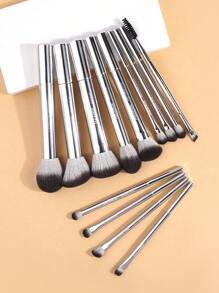 MAANGE 13件套专业软毛长铝管化妆刷套装，包括睫毛刷、眼影刷、眉刷、晕染刷、唇刷、高光刷、遮瑕刷，适用于粉状、液体、膏状化妆品，是日常使用和旅行的理想之选，也是送给朋友的完美化妆配件礼品套装。