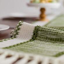 Trilho de Mesa Listrado Nórdico-Boêmio: Borlas Tecidas à Mão para Mesas de Jantar, Mesas de Centro Redondas e Decoração Rústica Doméstica, Perfeito para Recepções de Casamento, Festas ao Ar Livre e Decoração do Dia dos Namorados, Design Retangular para Decoração Doméstica e de Restaurante, Peça Central de Mesa de Jantar, Acessório Decorativo de Jantar, Item de Decoração Rústica, Tecelagem Intrincada, Tecido Durável