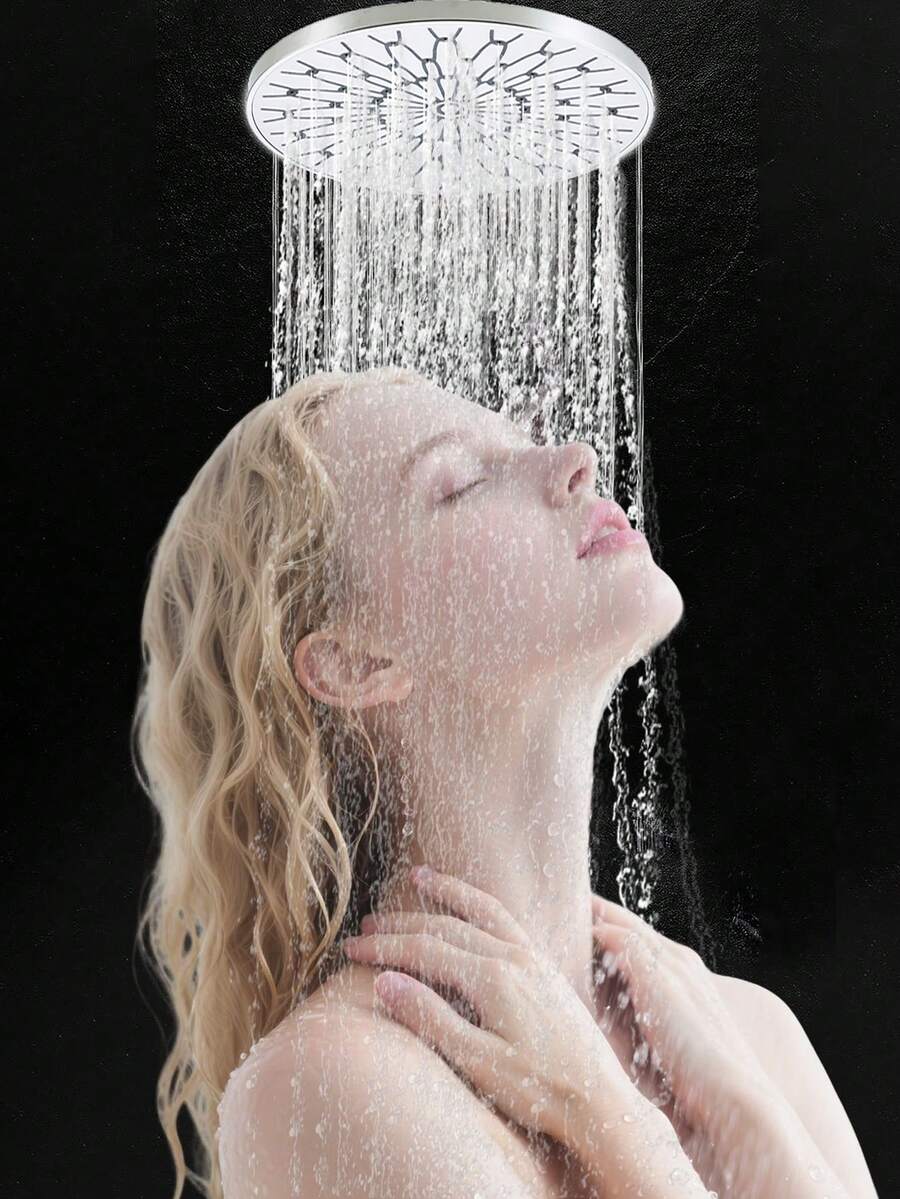 （15 厘米/5.9 英寸）完美的淋浴顶喷，强力淋浴，水量大，可洗头。