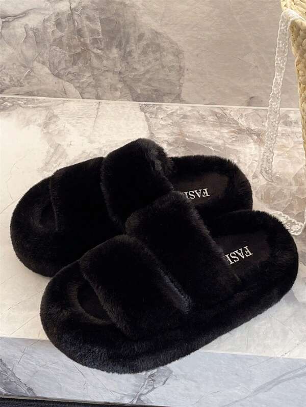 2025 Nuove ciabatte con suola spessa e soffice per uso esterno da donna, ciabatte con platform e slip-on, stile fatato casual per aumentare l'altezza, adatte per primavera, autunno e inverno