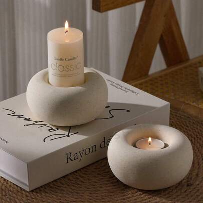 1件套白色陶瓷烛台 - 简约创意家居装饰，适用于餐桌和书桌，是圣诞节和新年装饰的完美之选