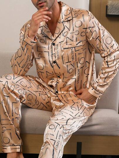 Conjunto de pijama masculino, manga comprida e calça comprida, estampa de letras e geométricas, cor champanhe acetinado, roupa de dormir de 2 peças, adequado para todas as estações, roupas de outono