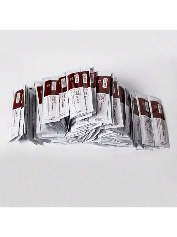 100支装纹身修复霜，纹身护理霜，纹身舒缓霜，纹身保湿霜，情人节特惠，纹身滋养霜，10/20/30/50/100支装，独立包装，清爽不油腻，温和不刺激，适合大多数肤质，保湿、增强、修复，纹身用品，纹身师必备！