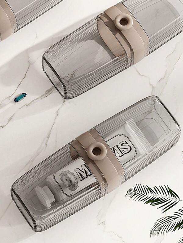 2-Person Travel Toiletry Set, Designed For Couples. Includes Rinse Cup, Soap Box, Toothbrush Holder, And Toothpaste Box. Foldable Design Saves Space, Can Be Used As Double Cups When Open, And Turns Into A Storage Box When Closed. Waterproof Material Prevents Leakage And Moisture, Avoiding Wet And Moldy Toiletry Items.