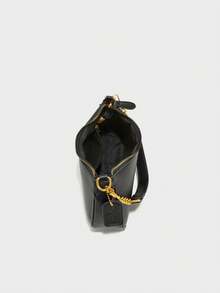 新款时尚女士单肩包，采用多功能防水PU材质，饰有黑色蝴蝶结吊坠和字母设计，可用作单肩包或腋下包，适合购物、通勤、外出、聚会等各种场合。 - 黑色 - 查看 5