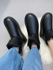 Damskie czarne, wodoodporne, skórzane, zimowe buty śnieżne z termiczną podszewką, miękką podeszwą, modne krótkie buty, antypoślizgowe i wygodne, futrzane buty