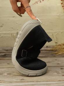 New Mesh Women's Breathable Slip-On Casual Shoes, Comfortable Soft Sole Walking Shoes, Versatile For Mothers - Black - View 7