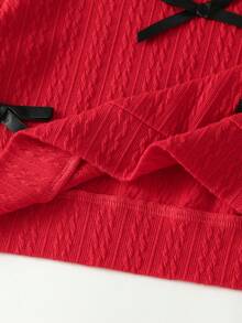 2pcs/Set Girls Casual Everyday Butterfly Jacquard Top And Distressed Light Wash Denim Jeans Pants