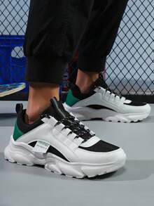 ​Men's Bright White & Black Wellness Lifestyle Sneakers - Green Accent Comfort Shoes For Urban Stroll, Year-Round Everyday Essentials​ - 黑與白 - 查看 2