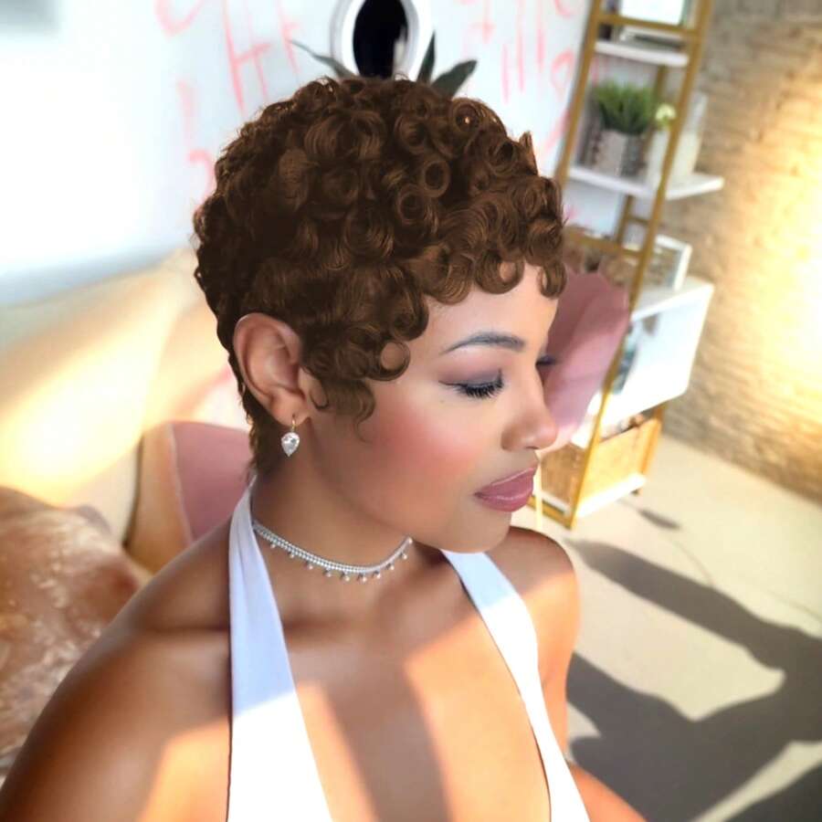 4# Wig Pendek Keriting Cokelat untuk Wanita, Gaya Rambut Pixie Pendek, Tanpa Lace Front, Tenunan Mesin Penuh, Potongan Pixie Berlapis dengan Poni, Bahan Rambut Manusia, Cocok untuk Hari Valentine dan Pemakaian Sehari-hari - Coklat - View 1