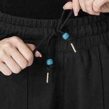 Puma 女款 2026 春季新款基础款时尚休闲运动裤，舒适抓绒慢跑裤，开衩裤脚，627271-01 - 黑色 - 查看 6