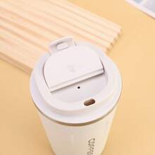 1个便携式不锈钢真空保温咖啡杯 - 双层壁，可重复使用防漏户外旅行杯，采用不锈钢材质，适用于茶和咖啡，非常适合户外、汽车和家庭使用。