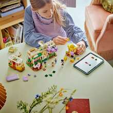 LEGO Đồ chơi xây dựng giả vờ Friends Plant Cafe & Flower Shop - Bộ đồ chơi gồm 4 búp bê mini và đồ chơi cho mèo để kể chuyện sáng tạo - Ý tưởng quà tặng sinh nhật cho bé gái và bé trai, từ 9 tuổi trở lên - 42671 - 42671 - Xem 8