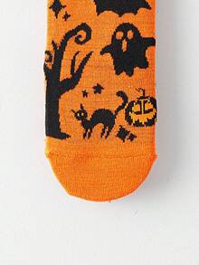 4 Pairs Halloween Themed Crew Socks, Pumpkin, Witch, Ghost, Bat Designs, Funny & Socks, Suitable For Holidays And Gifts, Fall Socks
