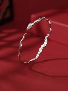 Vintage Elegant Snake Bangle, Snake Zodiac Year Bangle, Luxury Refined Silver-Tone Adjustable Cuff Bracelet Suitable For Daily Wear, Festivals, Parties, Birthday Jewelry Gift