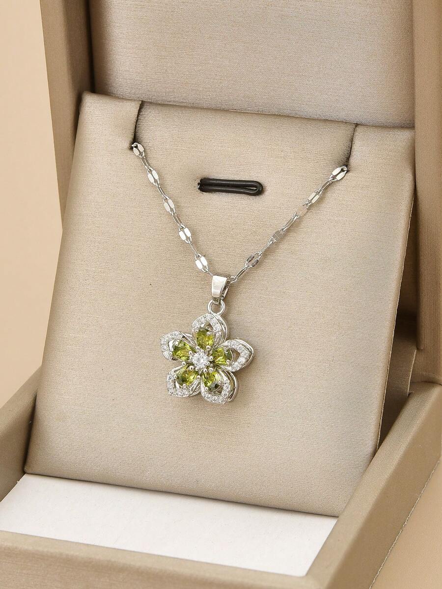 1 件不锈钢 5 瓣旋转花项链，适合女性日常佩戴，女士金色项链，高品质 18K 金项链，女士珠宝项链，万圣节礼物，圣诞节礼物，女士配饰