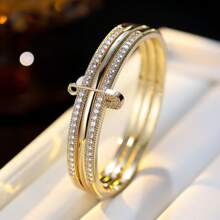 3-In-1 Fashion Versatile Brooch Bracelet With Zirconia Stone, Everyday Jewelry - S62474 - View 19