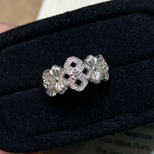 1 pieza Anillo hueco de color plateado con circonita cúbica sintética, ajustable, accesorio elegante para uso diario, regalo para el Día de San Valentín o cumpleaños, peso total: 6.7g