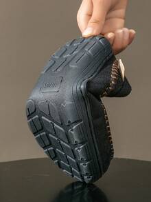 Chinelos de Espuma de Memória Masculinos - Forro Peludo, Sapatos Quentes para Casa, Uso Interno/Externo, Sola de Borracha Antiderrapante, Preto - Preto - Visão 6